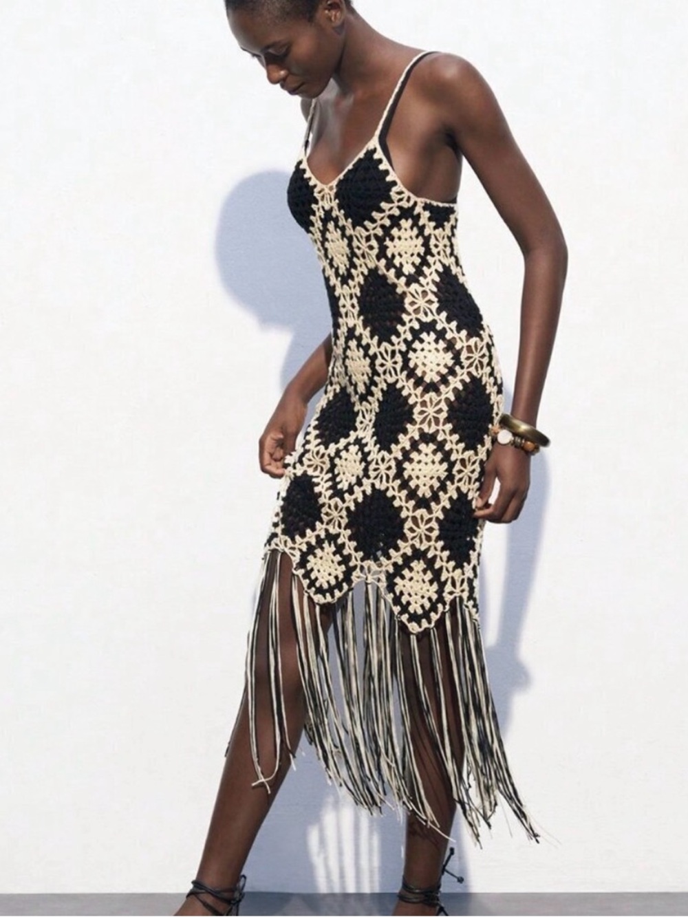 SHEIN Maija Color Block
Crochet Knit Dress - Picture 7 of 8